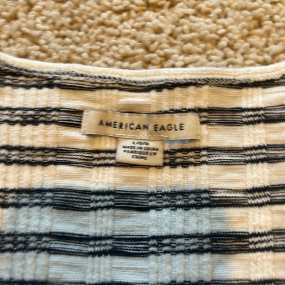 American Eagle Cropped Tank Size Large - Picture 3 of 5
